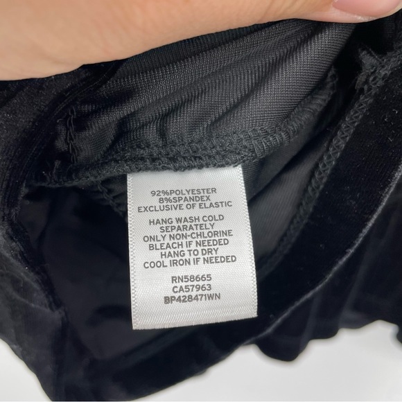 BP NORDSTROMS BLACK VELVET OFF SHOULDER SMOCKED RUFFLE CROP TOP PLUS 2X - Picture 8 of 8